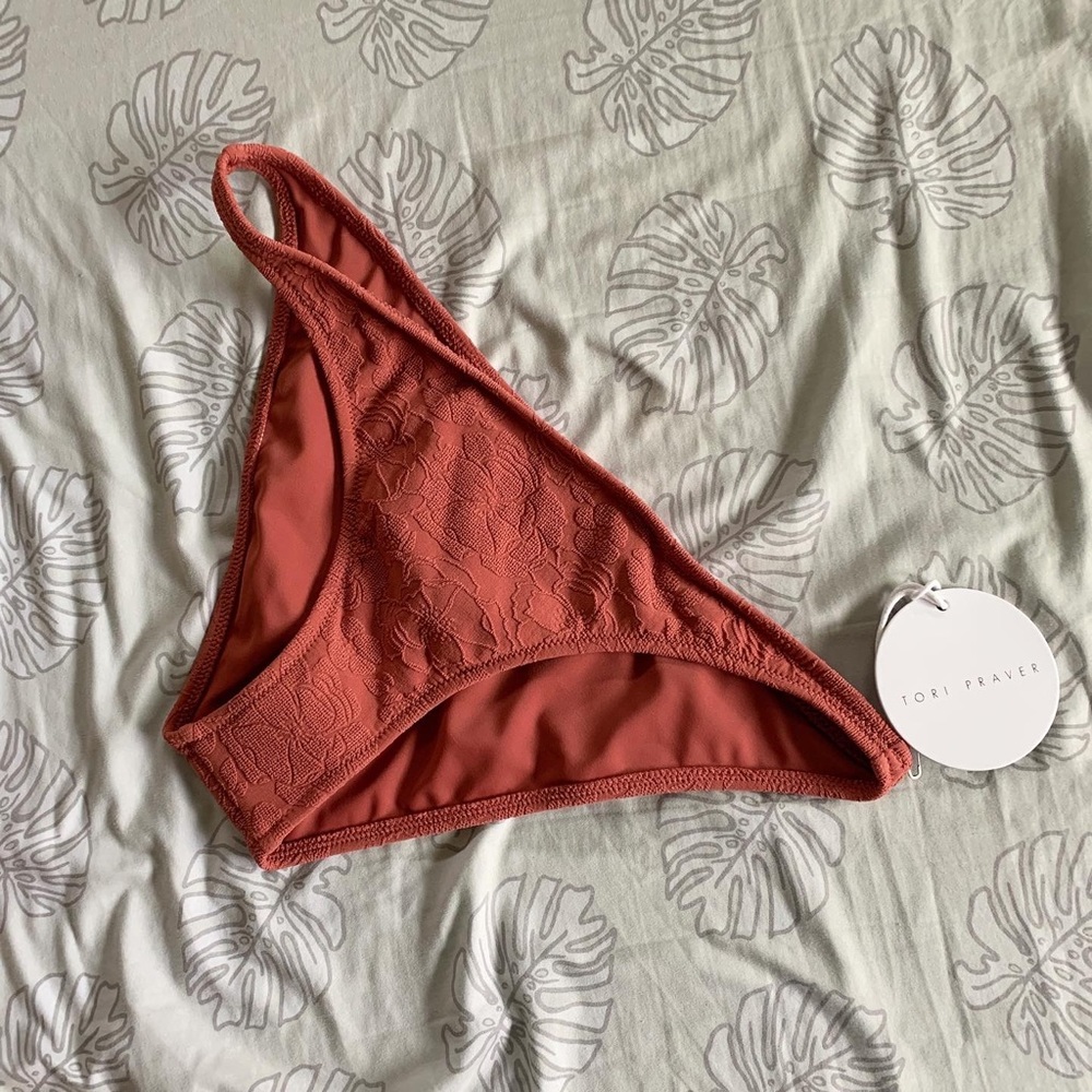 BNWT Tori Praver blush marlowe bottoms, size small
